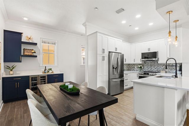 3010 W STOVALL STREET H, Tampa, FL 33629