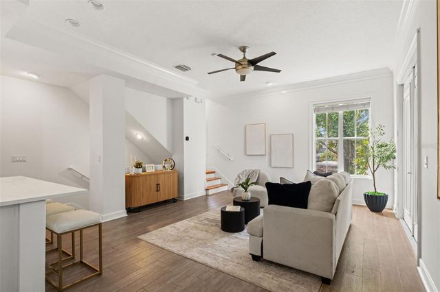 3010 W STOVALL STREET H, Tampa, FL 33629