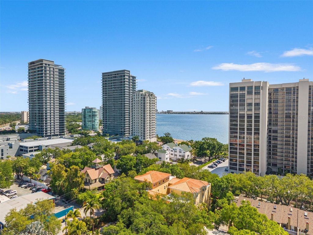 3010 W STOVALL STREET H, Tampa, FL 33629