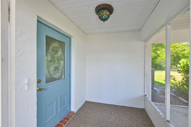 511 FINSBURY CIRCLE B, Sun City Center, FL 33573