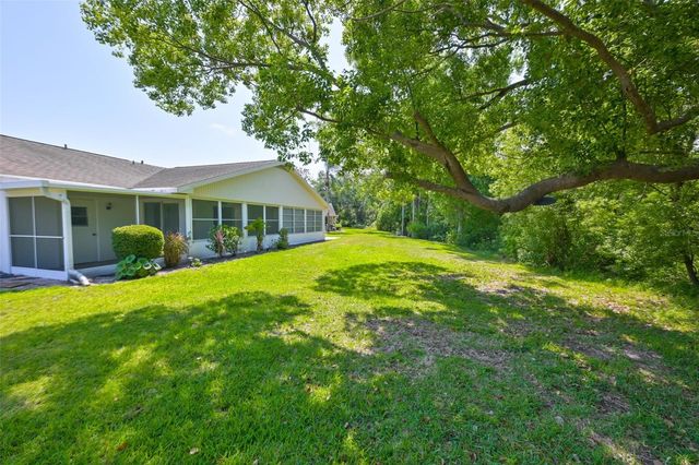 511 FINSBURY CIRCLE B, Sun City Center, FL 33573