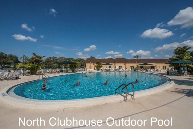 511 FINSBURY CIRCLE B, Sun City Center, FL 33573