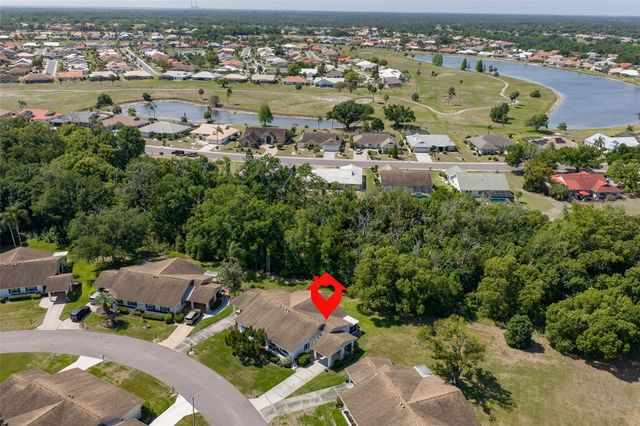 511 FINSBURY CIRCLE B, Sun City Center, FL 33573
