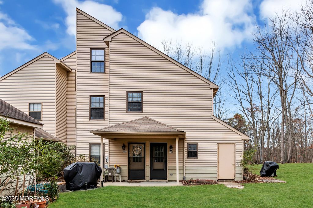 705 Bluebell Drive, Jackson, NJ 08527