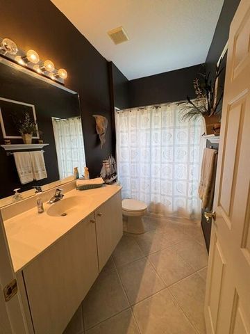 471 NW Lismore Lane, Port St. Lucie, FL 34986