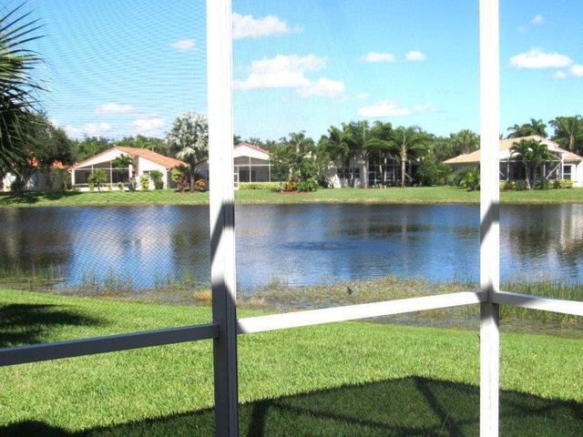 471 NW Lismore Lane, Port St. Lucie, FL 34986