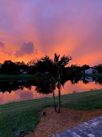 471 NW Lismore Lane, Port St. Lucie, FL 34986