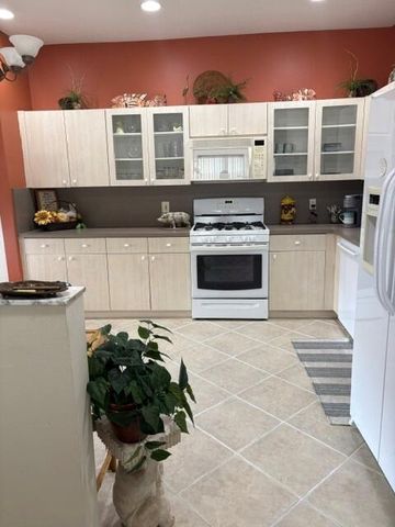 471 NW Lismore Lane, Port St. Lucie, FL 34986