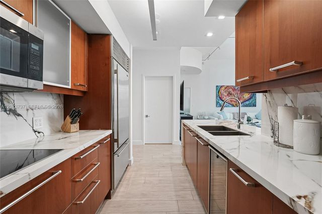 1331 Brickell Bay Drive 611, Miami, FL 33131