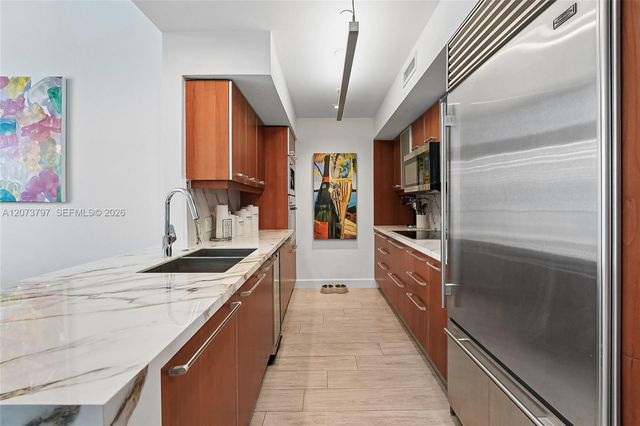 1331 Brickell Bay Drive 611, Miami, FL 33131