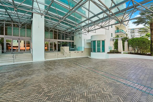 1331 Brickell Bay Drive 611, Miami, FL 33131