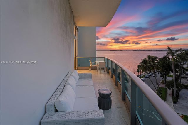 1331 Brickell Bay Drive 611, Miami, FL 33131