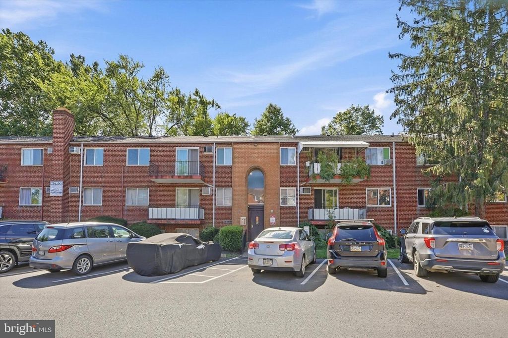 110 BYBERRY RD #L9, PHILADELPHIA, PA 19116 — exterior