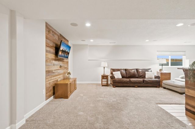 4685 N Dwight Drive, Manhattan, KS 66502