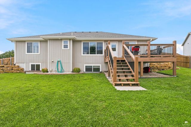 4685 N Dwight Drive, Manhattan, KS 66502