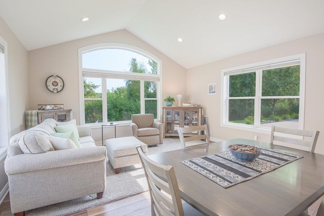 507 Lanigan Way SE, Saint Joseph, MN 56374