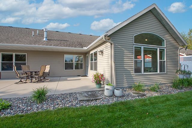 507 Lanigan Way SE, Saint Joseph, MN 56374