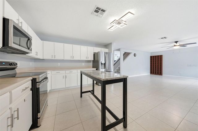10048 IAN STREET, Orlando, FL 32825