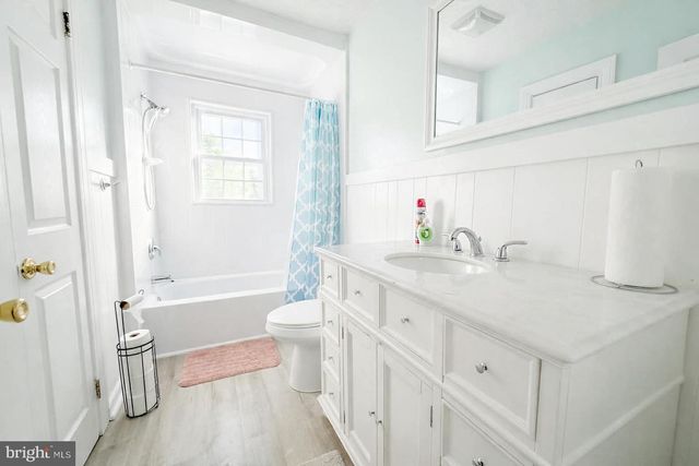 611 LAKESIDE DR, Salisbury, MD 21801