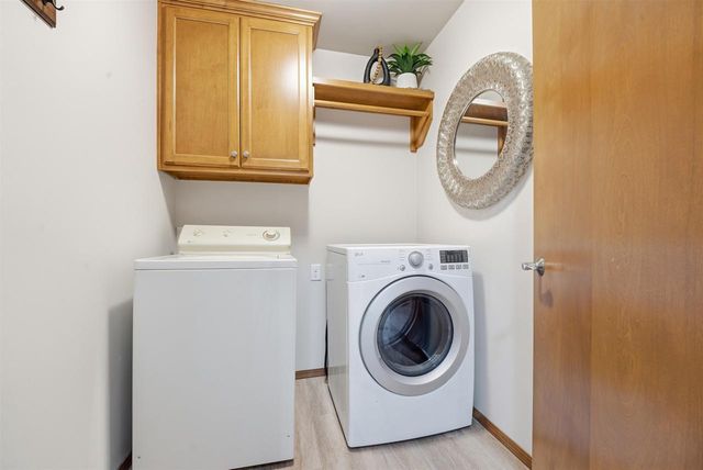 531 CHAIN DRIVE, Appleton, WI 54915