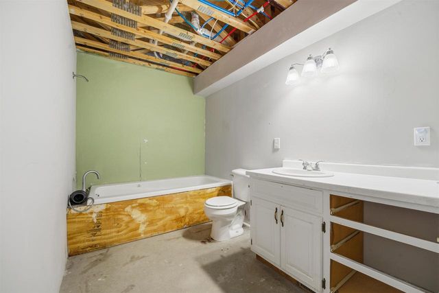 531 CHAIN DRIVE, Appleton, WI 54915