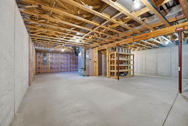 531 CHAIN DRIVE, Appleton, WI 54915