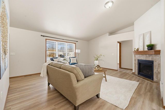 531 CHAIN DRIVE, Appleton, WI 54915