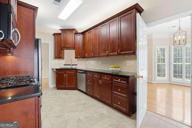 2075 Drogheda Lane, Marietta, GA 30066