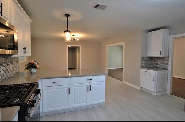 4829 Waycross Drive, Houston, TX 77035