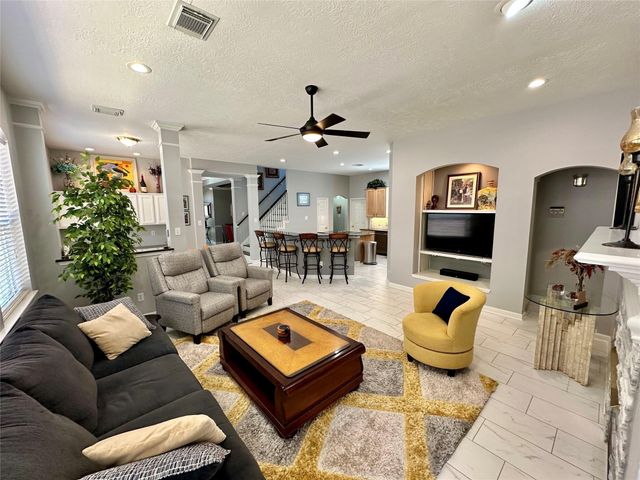 1211 Campton Court, Houston, TX 77055