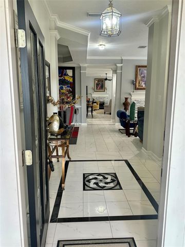 1211 Campton Court, Houston, TX 77055