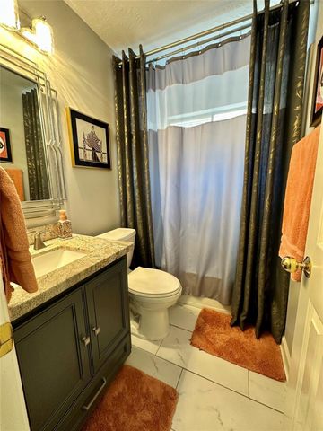 1211 Campton Court, Houston, TX 77055