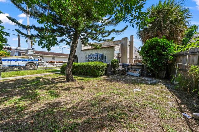 610 32nd Street, West Palm Beach, FL 33407