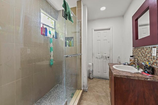 610 32nd Street, West Palm Beach, FL 33407