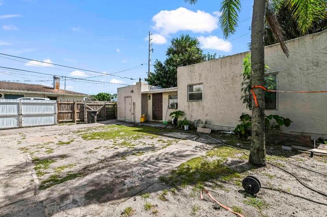 610 32nd Street, West Palm Beach, FL 33407