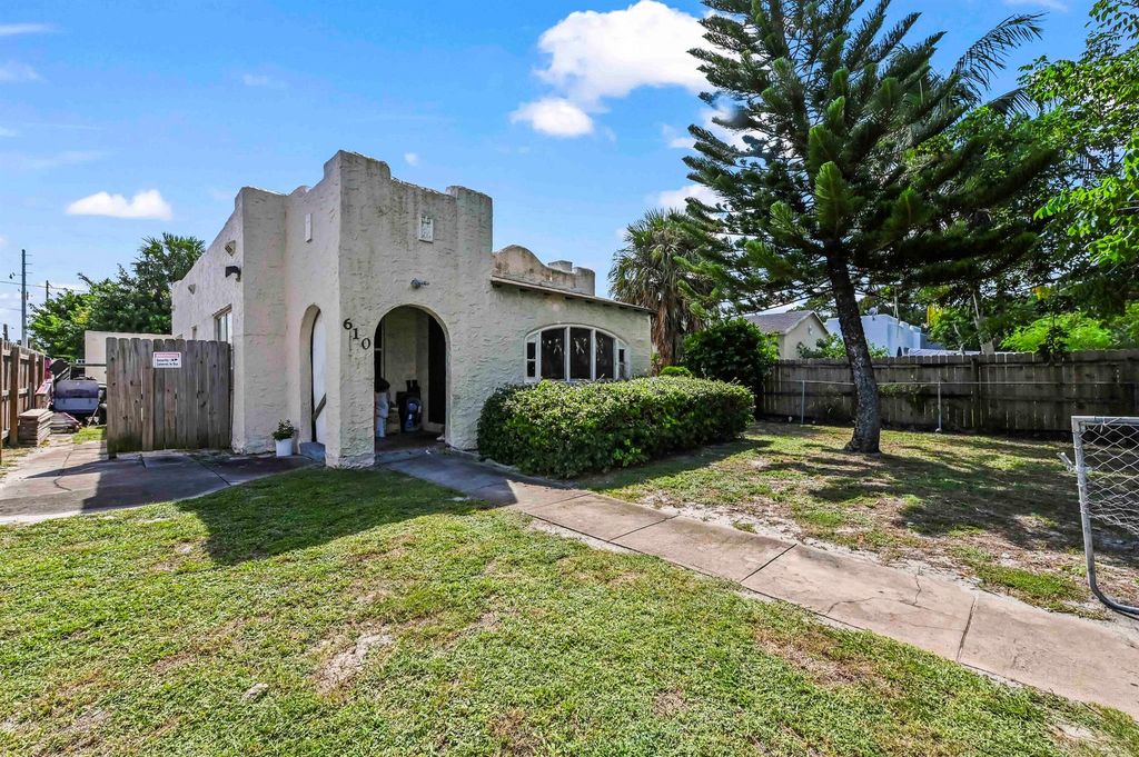 610 32nd Street, West Palm Beach, FL 33407