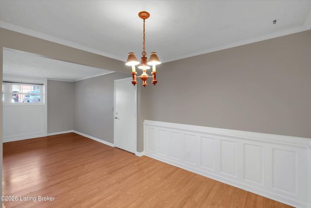 305 Chanel Ct 1, Louisville, KY 40218