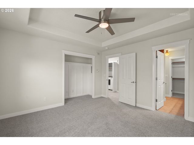 808 Ne CADEN Ave, Hillsboro, OR 97124