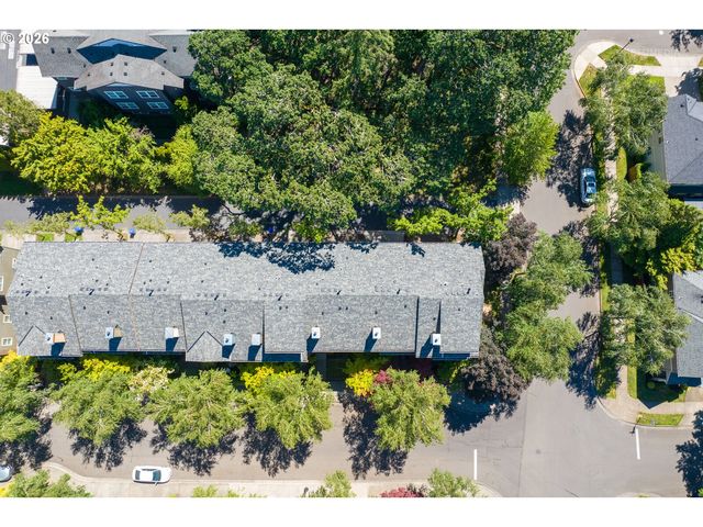808 Ne CADEN Ave, Hillsboro, OR 97124