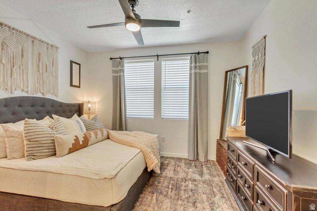 Image 13 of property listing at 8342 S SKY MIRROR LN #H101, Midvale, UT 84047