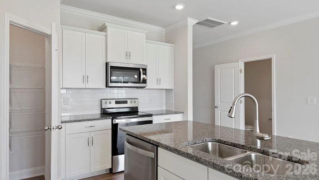 212 Valley Breeze Road, Fletcher, NC 28732