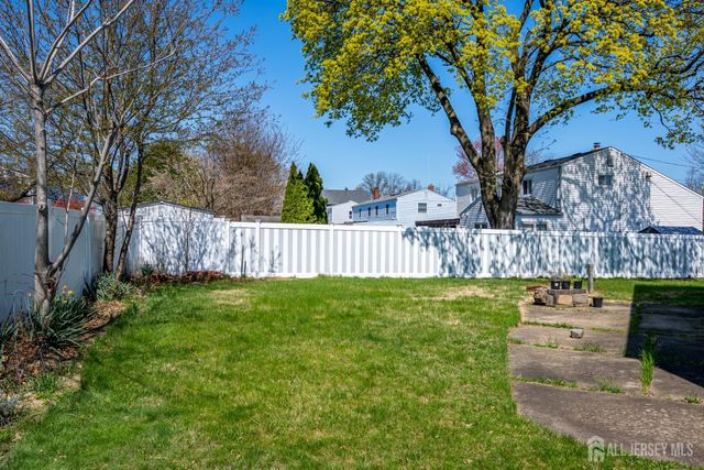 40 Meeker Avenue, Edison, NJ 08817