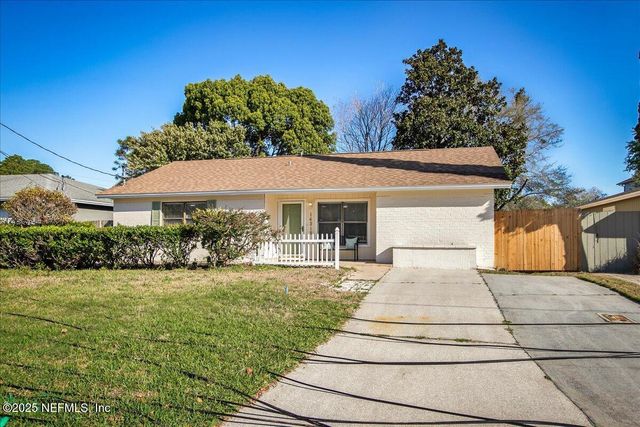 14319 CEDAR ISLAND Road N, Jacksonville, FL 32250