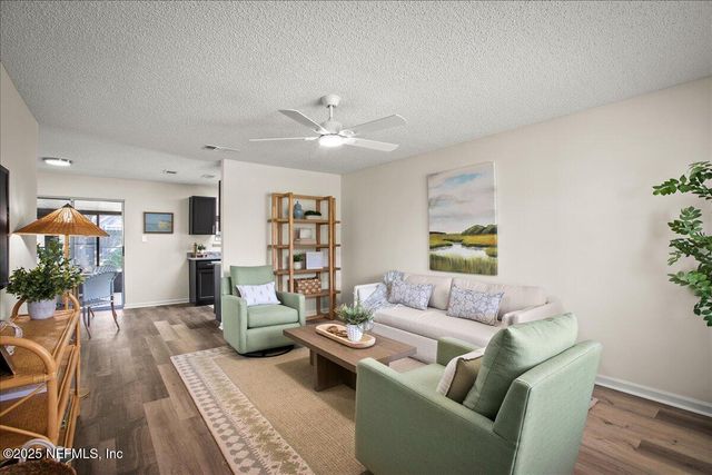 14319 CEDAR ISLAND Road N, Jacksonville, FL 32250
