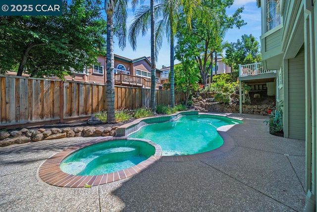 1120 Keith Drive, Concord, CA 94518