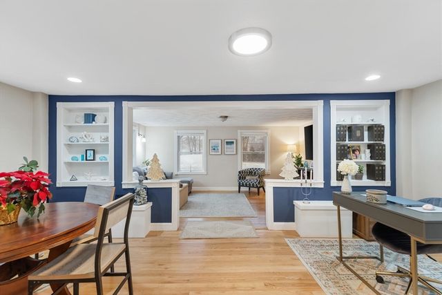 3 Summer St, Topsfield, MA 01983