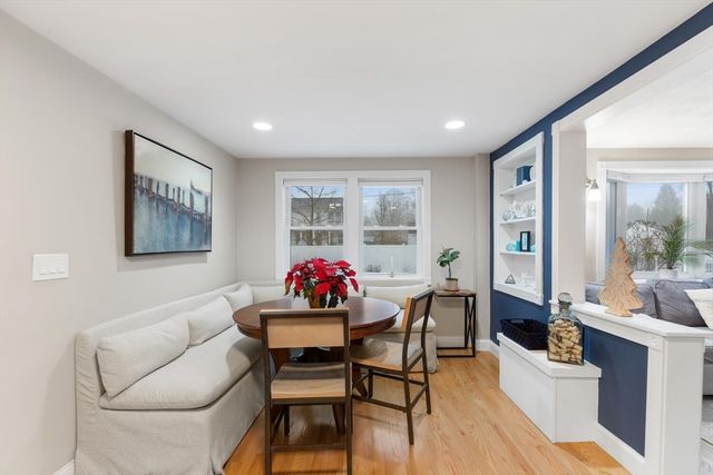 3 Summer St, Topsfield, MA 01983