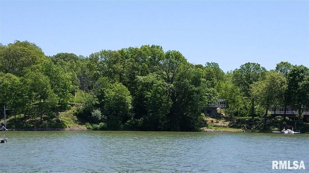 224 NORTHSHORE Place, Dahinda, IL 61428