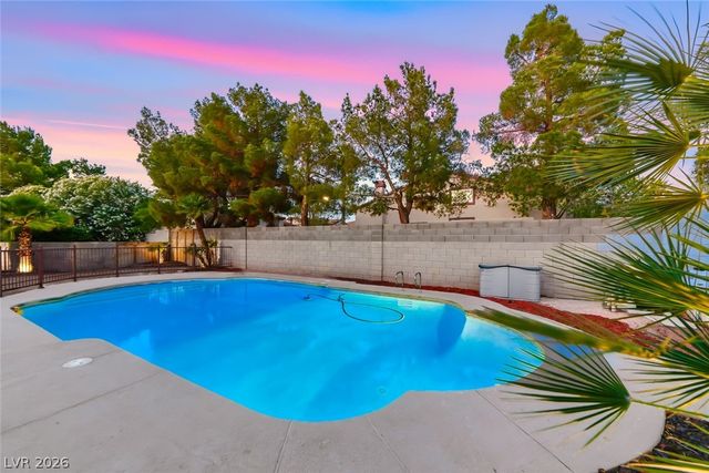 32 Stone Cress Drive, Henderson, NV 89074