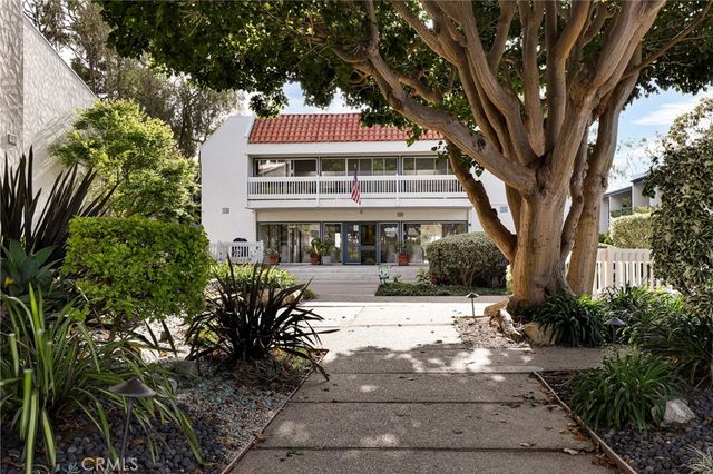 607 S Prospect 306, Redondo Beach, CA 90277